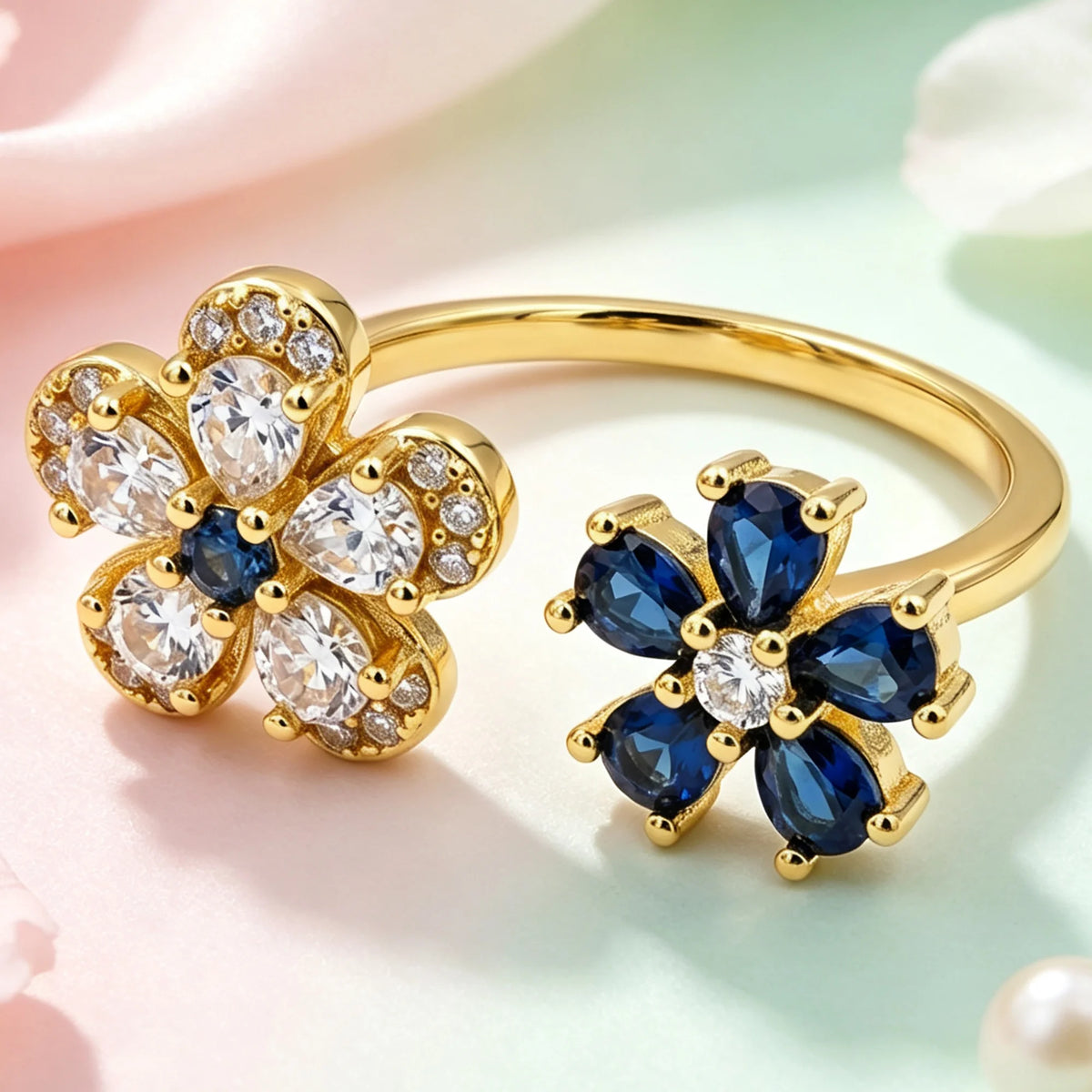 Bague ouverte double fleur zircon – Blanc / Doré
