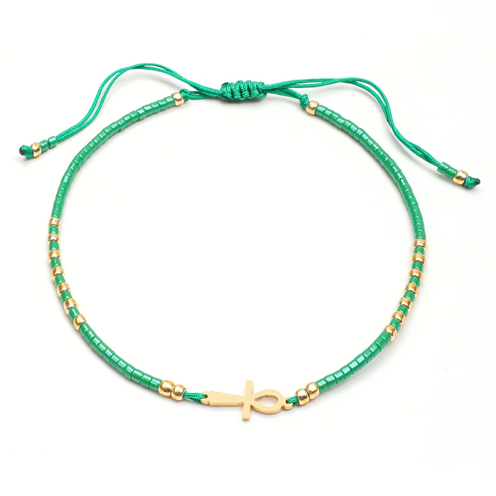 Bracelet fin perles de verre colorées – Vert prairie