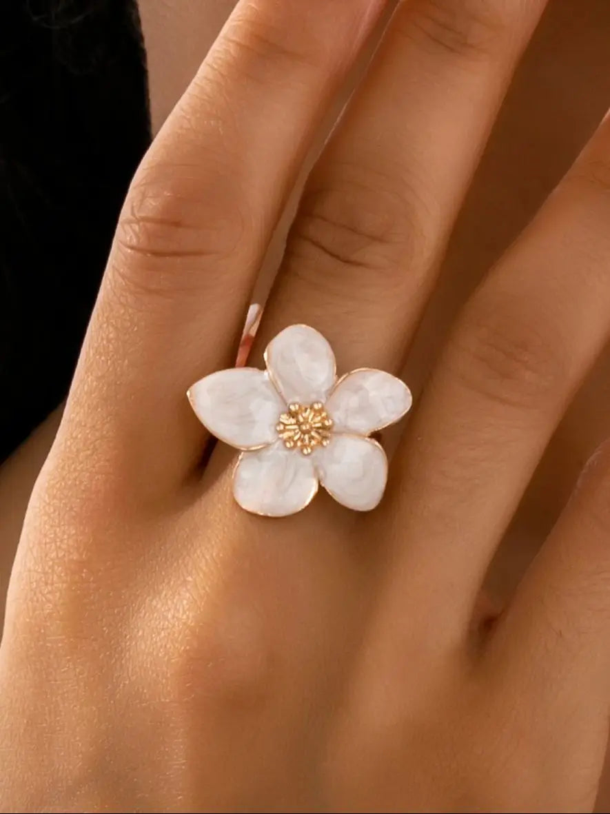 Bague fleur émaillée réglable – Beige