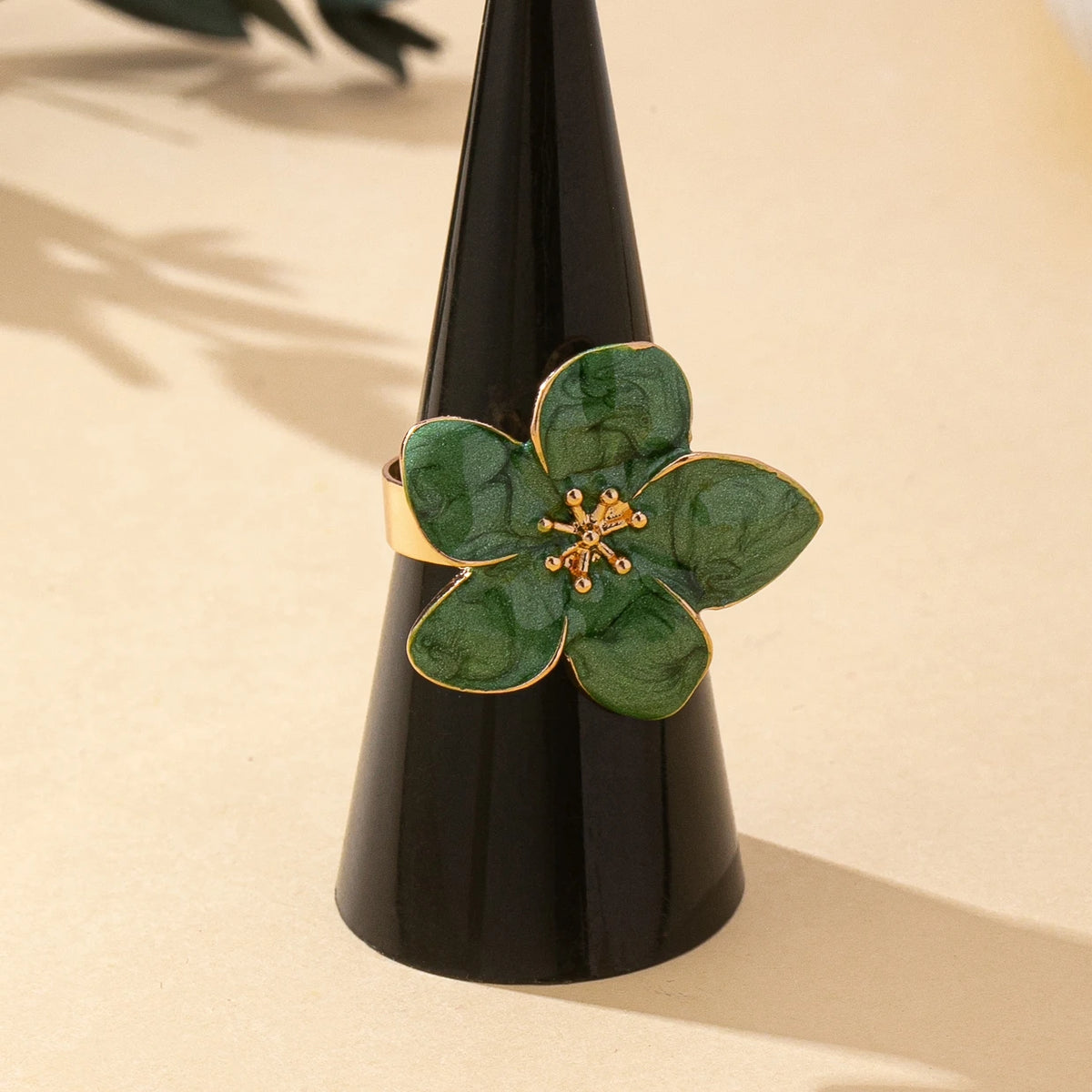 Bague fleur émaillée réglable – Vert