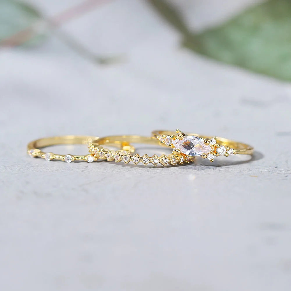 Bague zircon délicate dorée – vue 4
