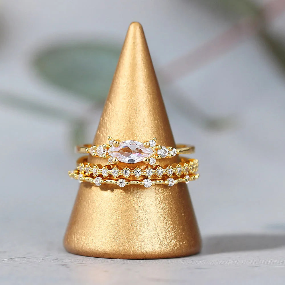 Bague zircon délicate dorée – vue 3