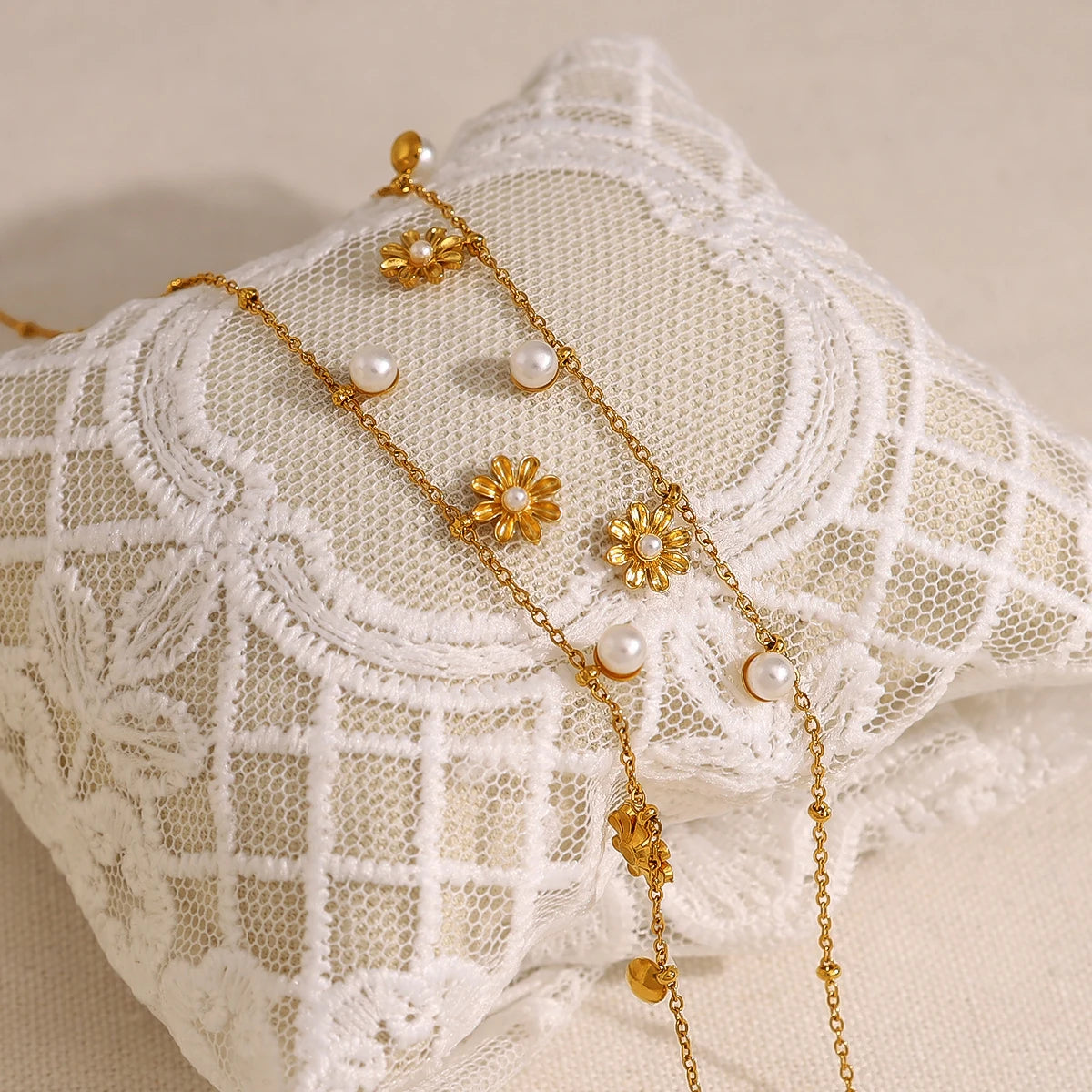 Collier perle et fleur vintage – vue 5